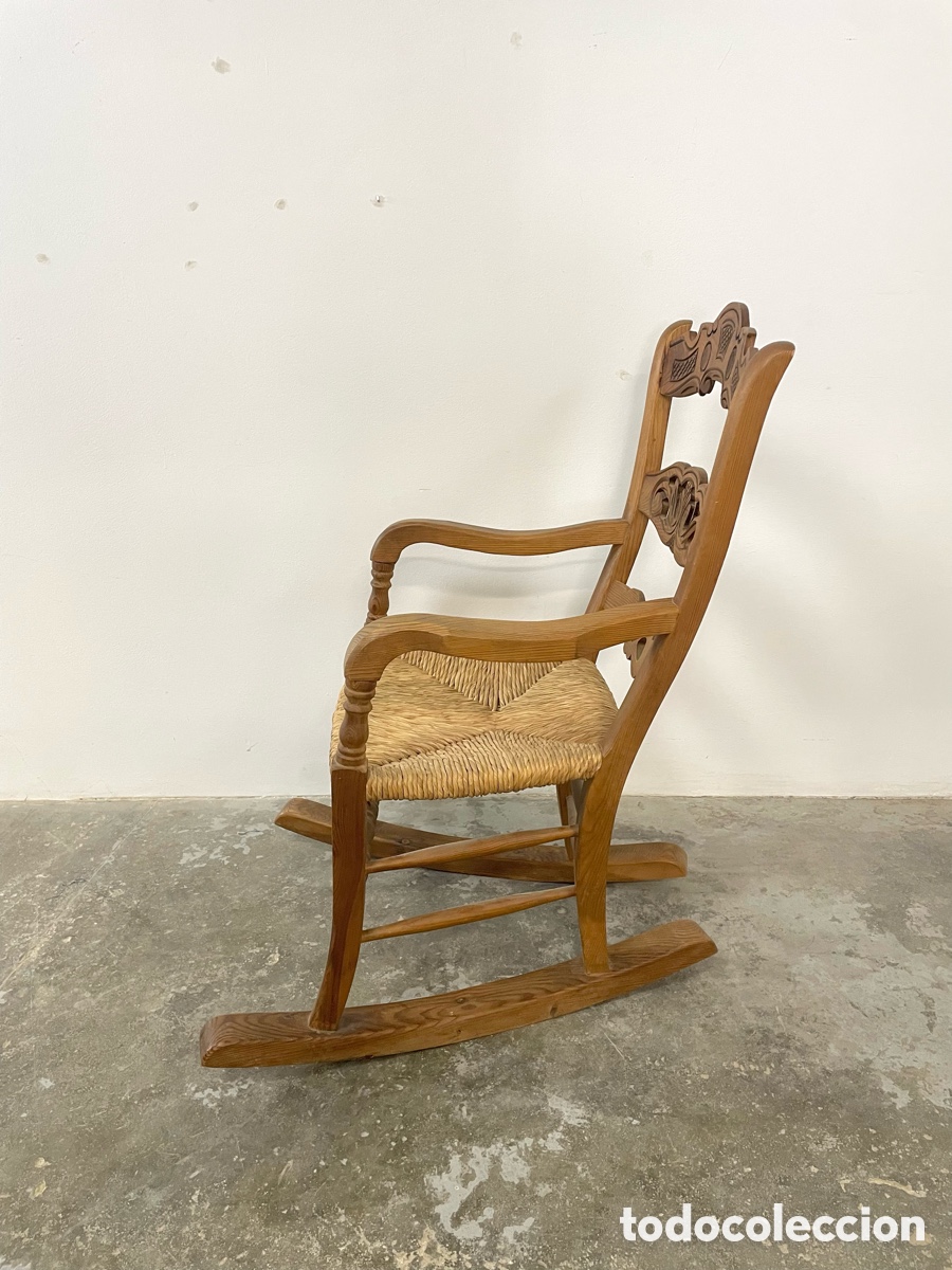 Vintage: Mecedora de madera y fibra natural - Foto 4