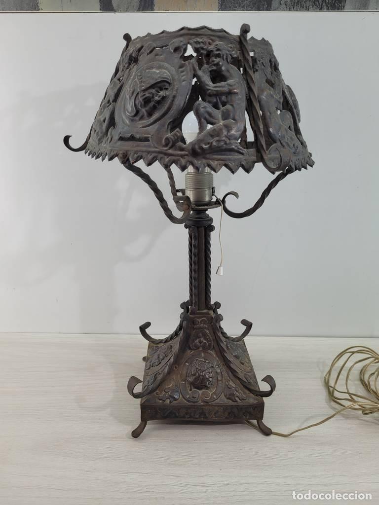 Vintage: L&Aacute;MPARA DE MESA MET&Aacute;LICA - Foto 2