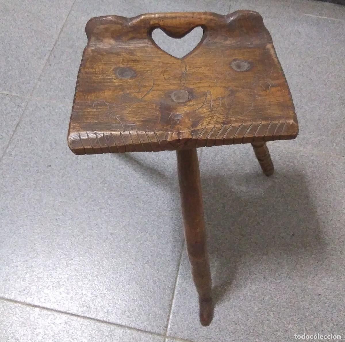 Vintage: Taburete de madera banqueta Recuerdo de Gijon. Muebles la Jungla