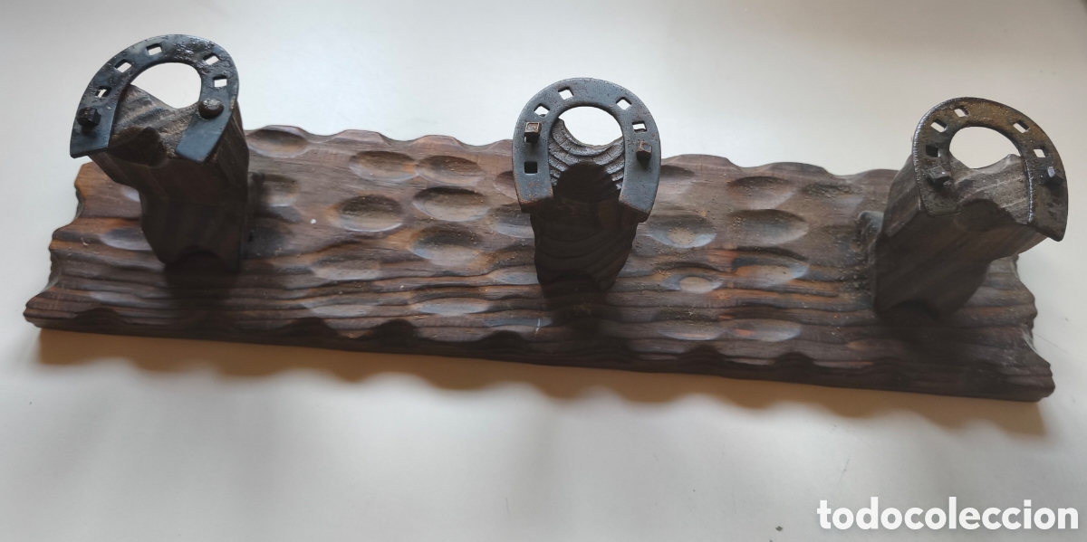 Vintage: Perchero de madera hecho con herraduras de caballo - Foto 2