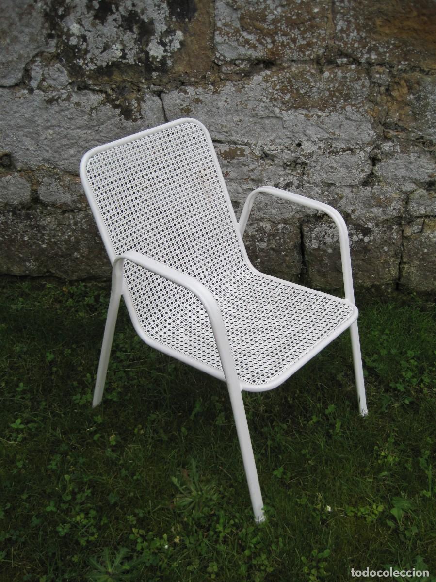 Vintage: SILLA DE JARD&Iacute;N DE METAL - REJILLA - A&Ntilde;OS 70-80