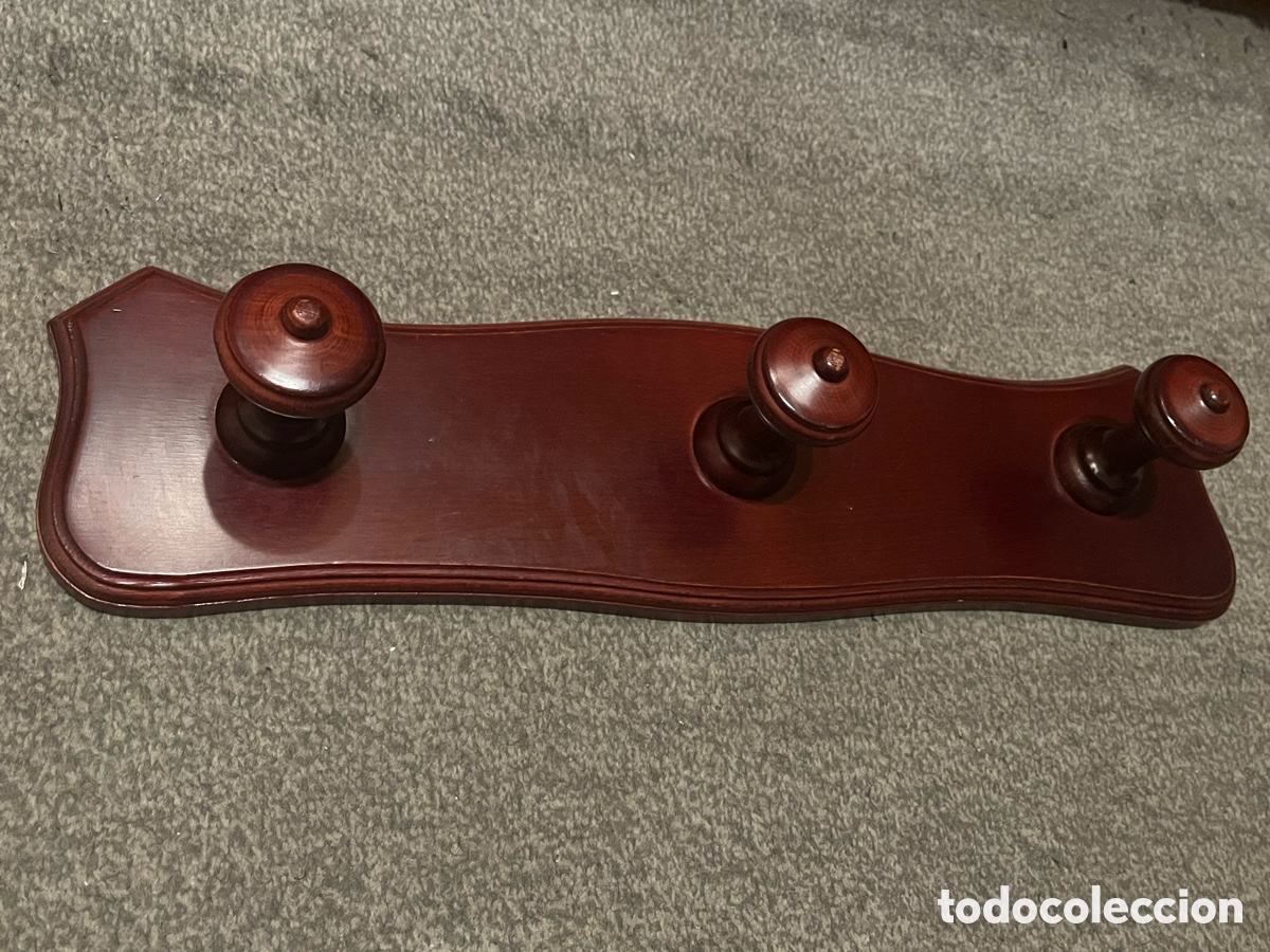 Vintage: Perchero de pared para 3 prendas. Madera. 49cms - Foto 2