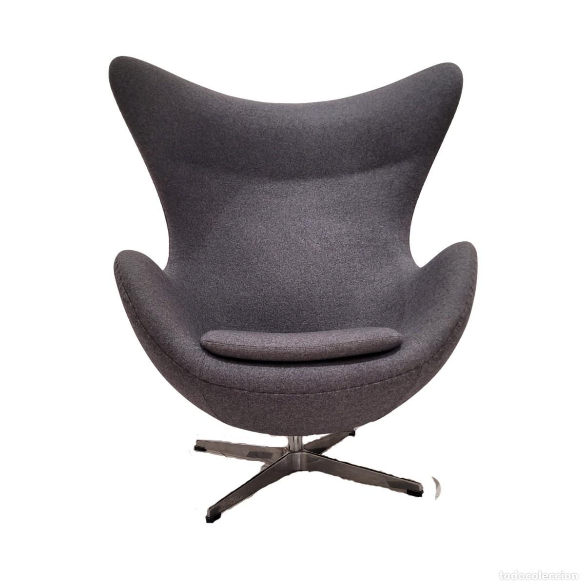 Vintage: Sill&oacute;n &rdquo;Egg&rdquo; siguiendo Arne Jacobsen, s. XXI - Italia
