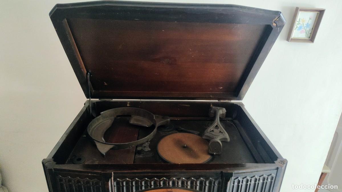 Vintage: Gramofono con mueble - Foto 5