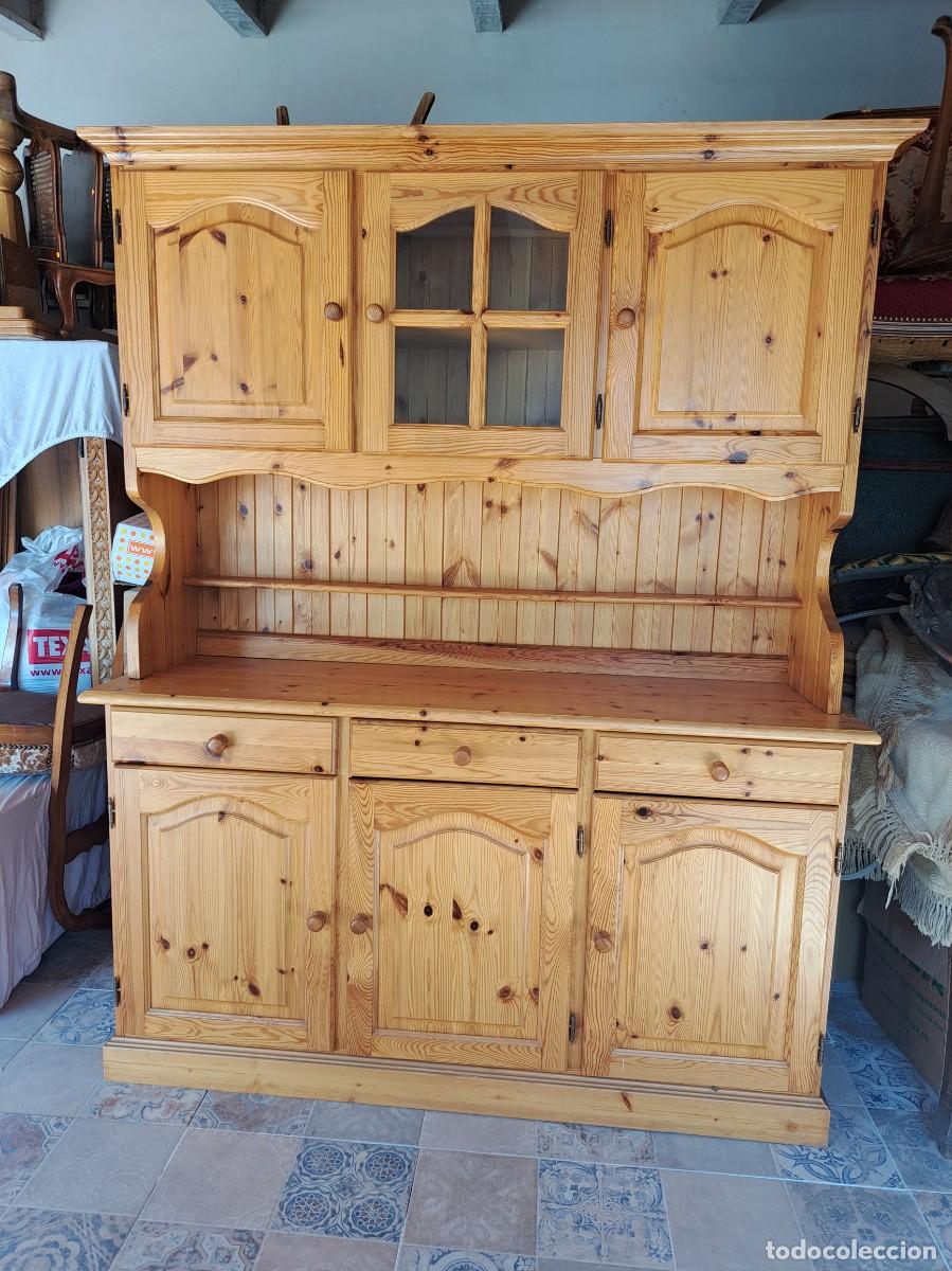 Vintage: Bonita alacena de madera de pino, 6 puertas y 3 cajones.