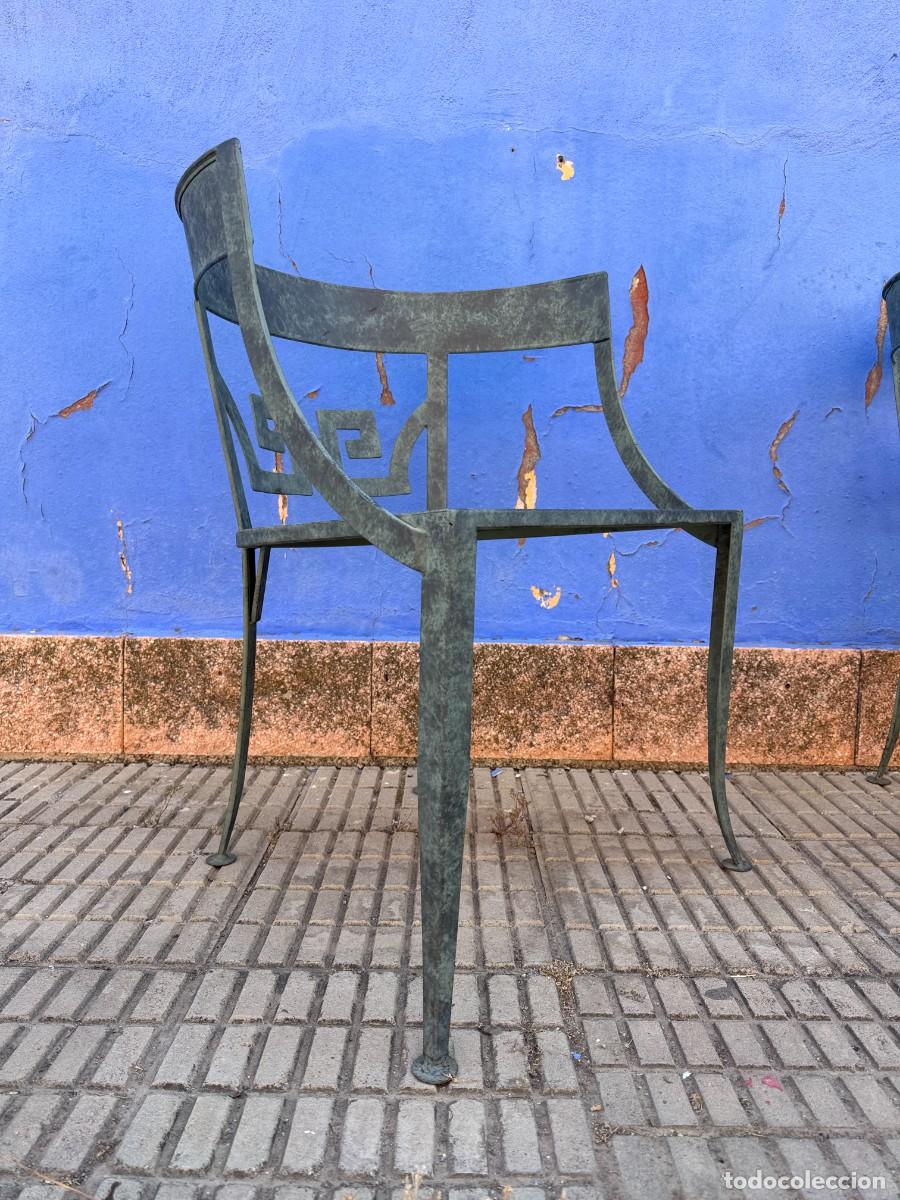 Vintage: Juego de 6 sillones estilo Klismos en forja