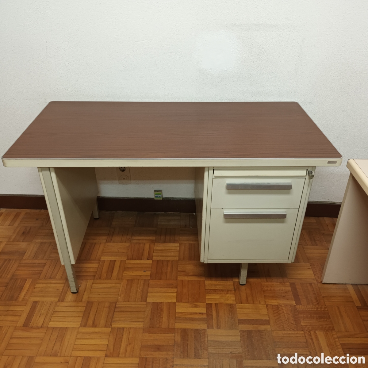 Vintage: Mesa Strafor en buen estado - Foto 8