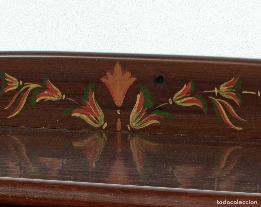 Vintage: Escritorio de pino decorado a mano - Foto 7