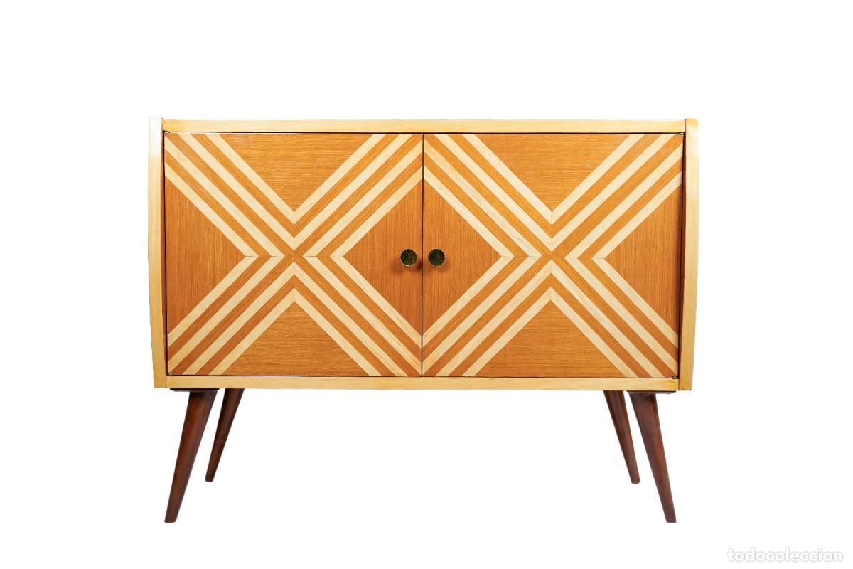 Vintage: Aparador estilo Mid Century