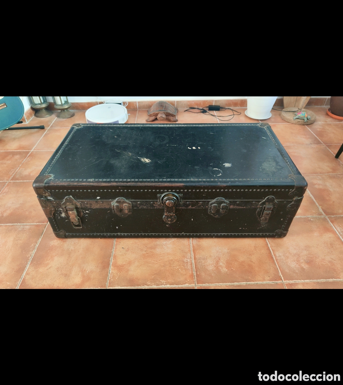 Vintage: Ba&uacute;l de viaje (o steamer trunk) antiguo. 1890-1920