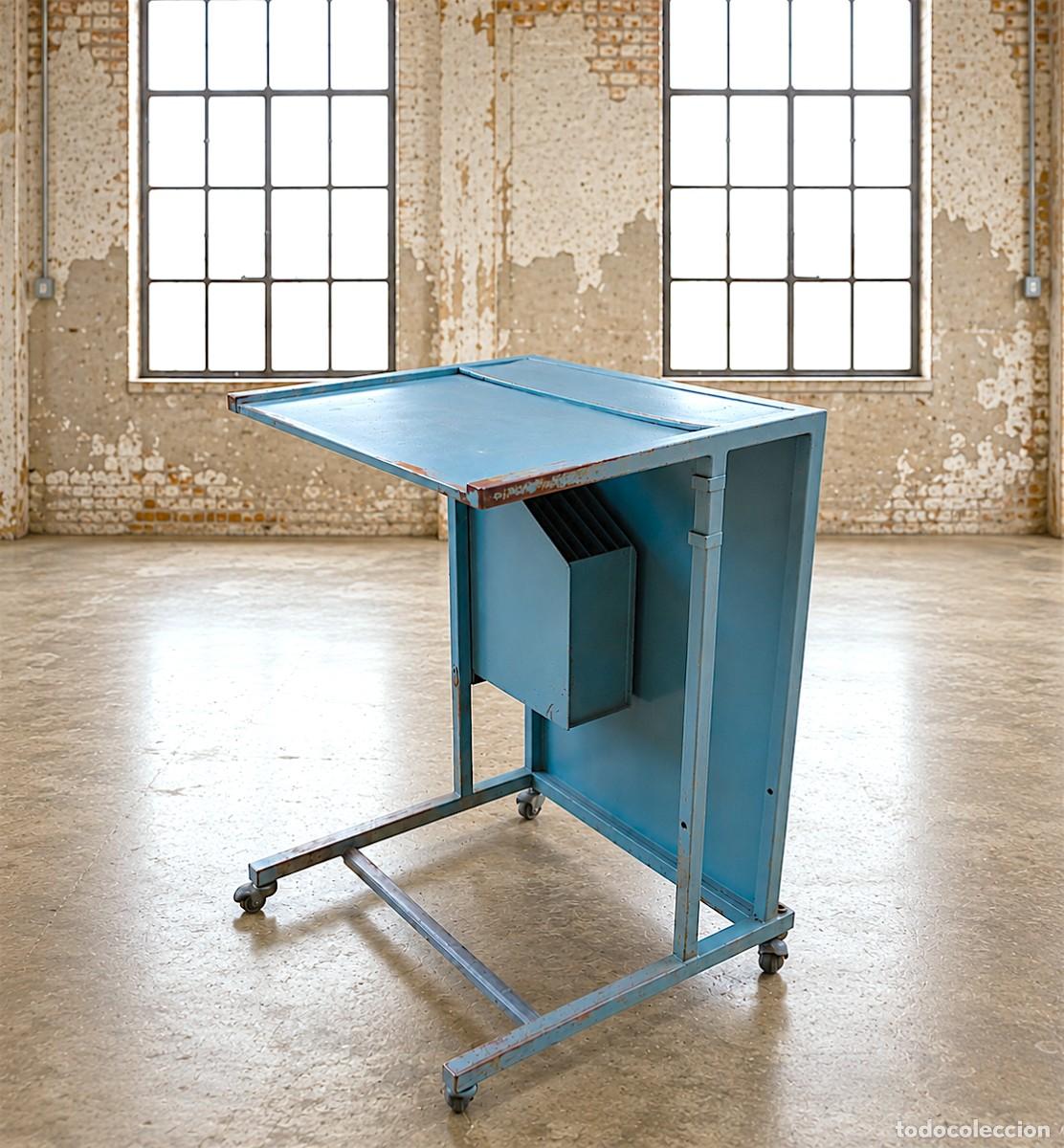 Vintage: MESA INDUSTRIAL MET&Aacute;LICA DE TALLER O F&Aacute;BRICA CON BANDEJA EXTRA&Iacute;BLE MESA ESCRITORIO MAQUINA ESCRIBIR