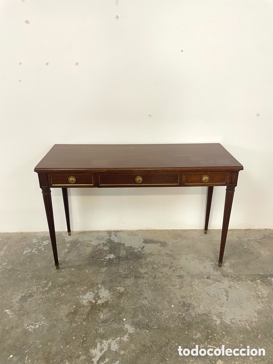 Vintage: Consola o entradita de madera con 3 cajones