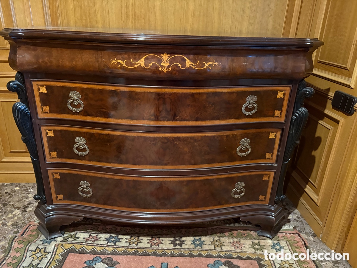 Vintage: Elegante c&oacute;moda estilo Luis XV con marqueter&iacute;a y bronces &ndash; Excelente estado