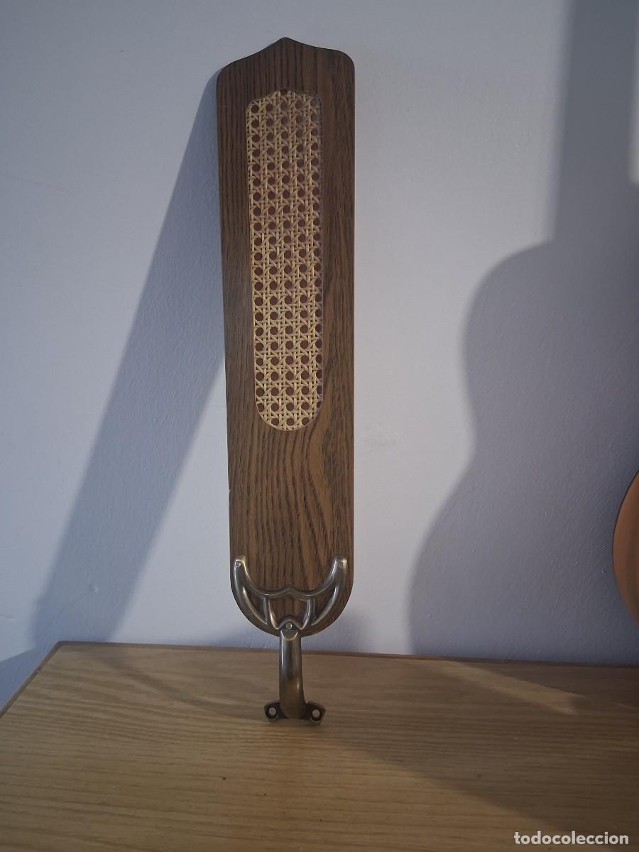 Vintage: Aspa de repuesto para ventilador de techo vintage de madera con detalles de rat&aacute;n y metal