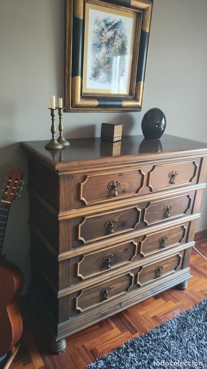 Vintage: C&oacute;moda de madera maciza