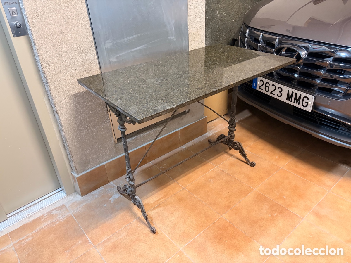 Vintage: Mesa estilo parisino hierro fundido/granito