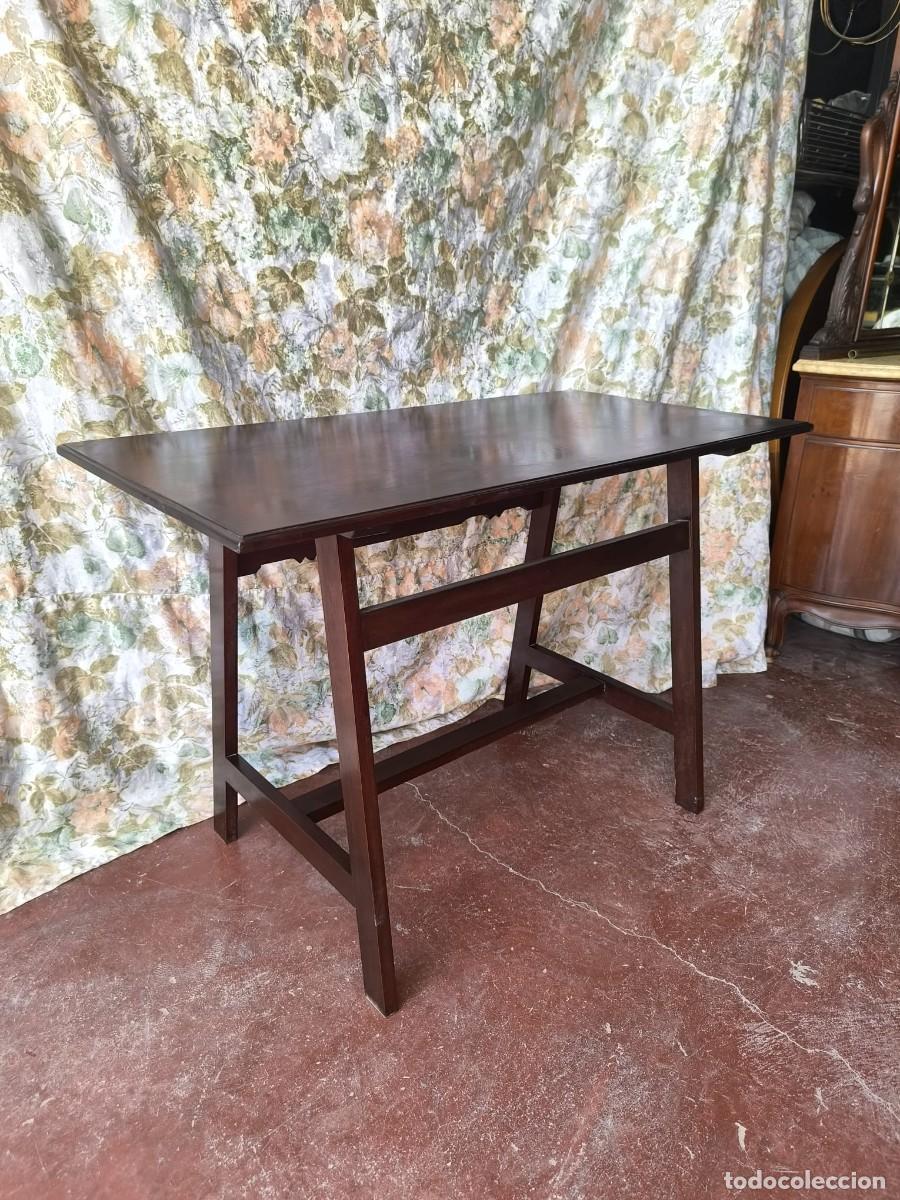 Vintage: Mesa auxiliar de caoba