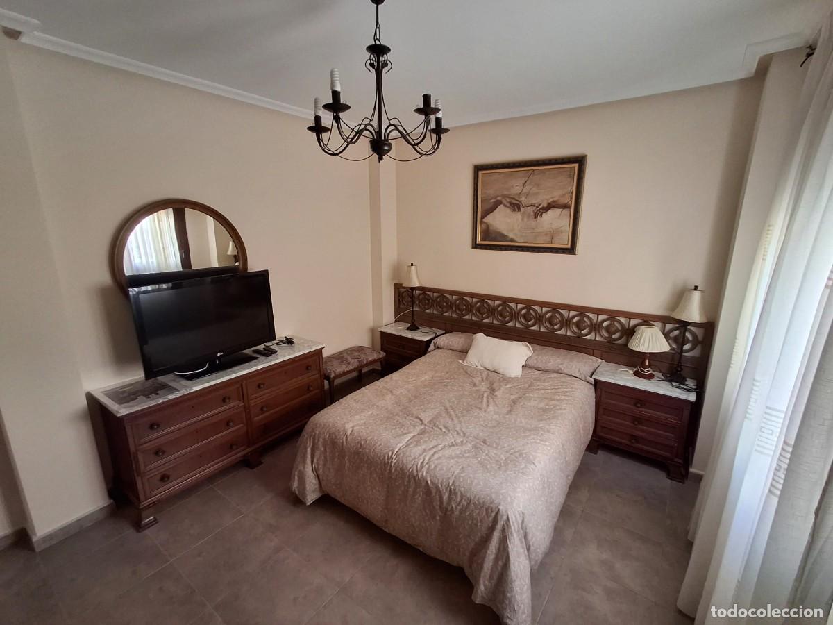 Vintage: DORMITORIO ANTIGUO DE MADERA Y M&Aacute;RMOL &ndash; CABECERO + 2 MESITAS + C&Oacute;MODA