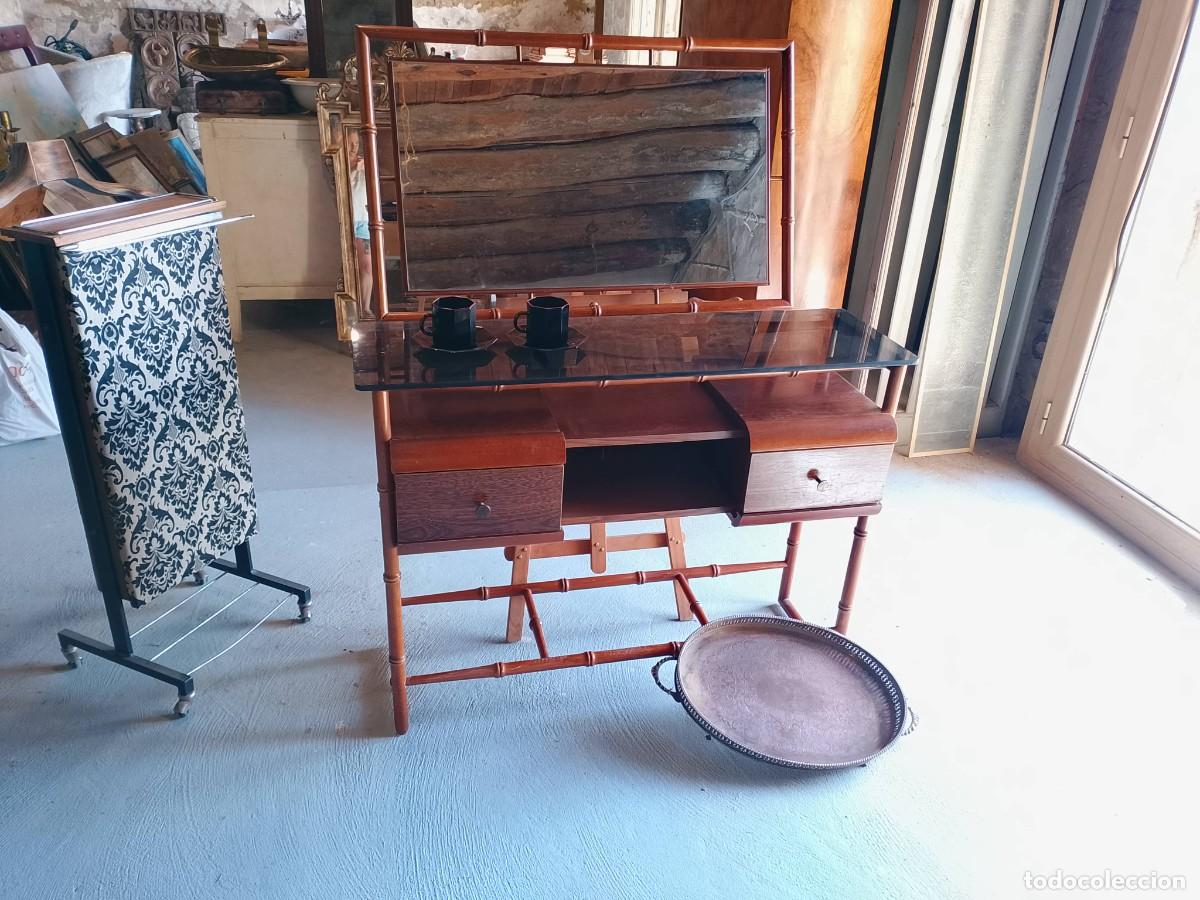 Vintage: Aparador+espejo estilo Regency falso bamb&uacute; a&ntilde;os 60