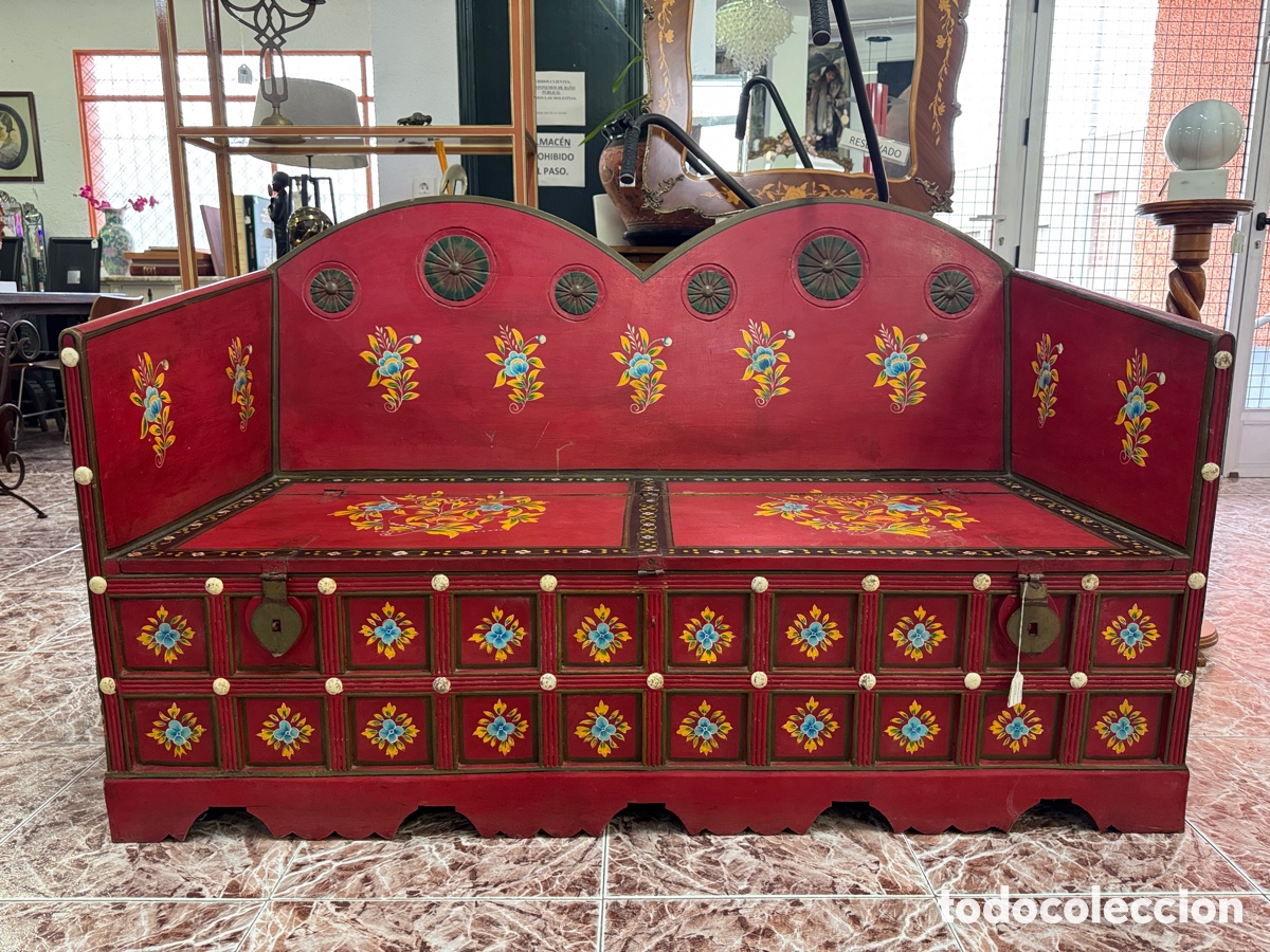 Vintage: Banco arc&oacute;n en madera de teka policromada estilo indio