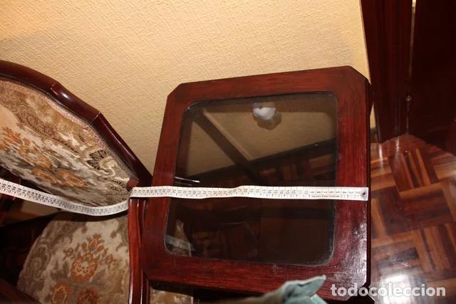 Vintage: Mesa auxiliar de madera y cristal - Foto 1