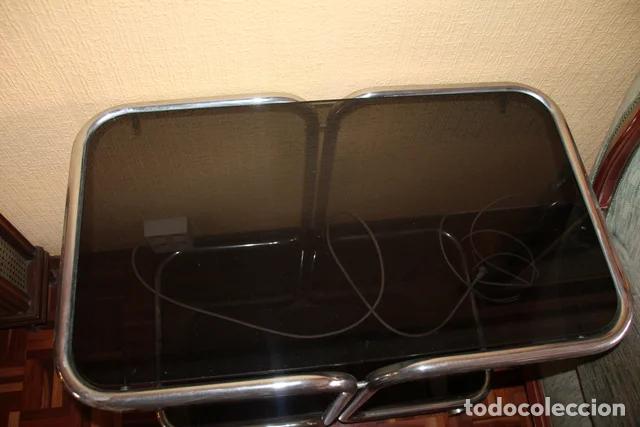 Vintage: Mesa auxiliar cristal y metal Como nuevo &middot; Negro y Plateado &middot; Vidrio y Metal