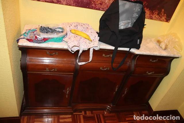Vintage: C&oacute;moda de madera con tapa de m&aacute;rmol Buen estado &middot; M&aacute;rmol y Madera