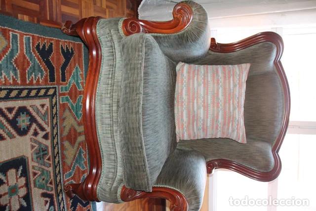 Vintage: Sof&aacute; y 2 butacas de sal&oacute;n Buen estado &middot; Beige y Marr&oacute;n &middot; Tela y Madera