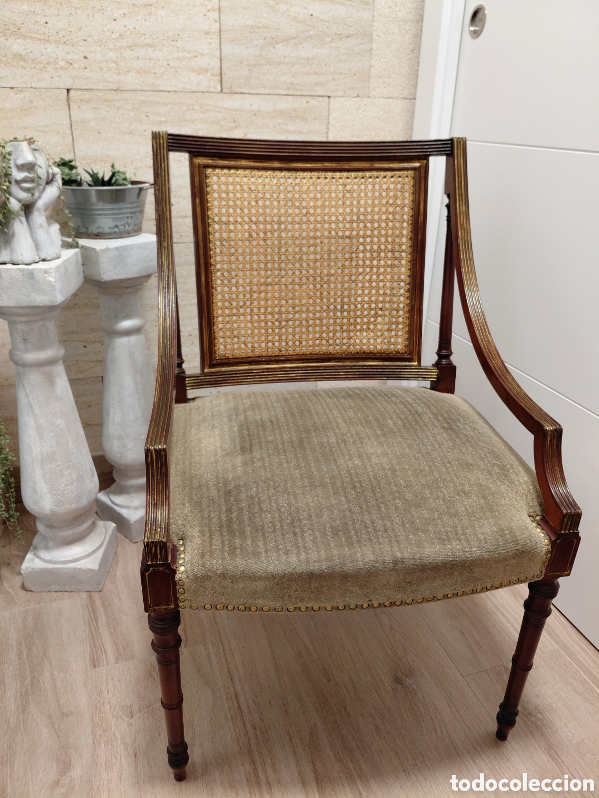 Vintage: Sill&oacute;n estilo ingl&eacute;s ( Lu&iacute;s XVI )