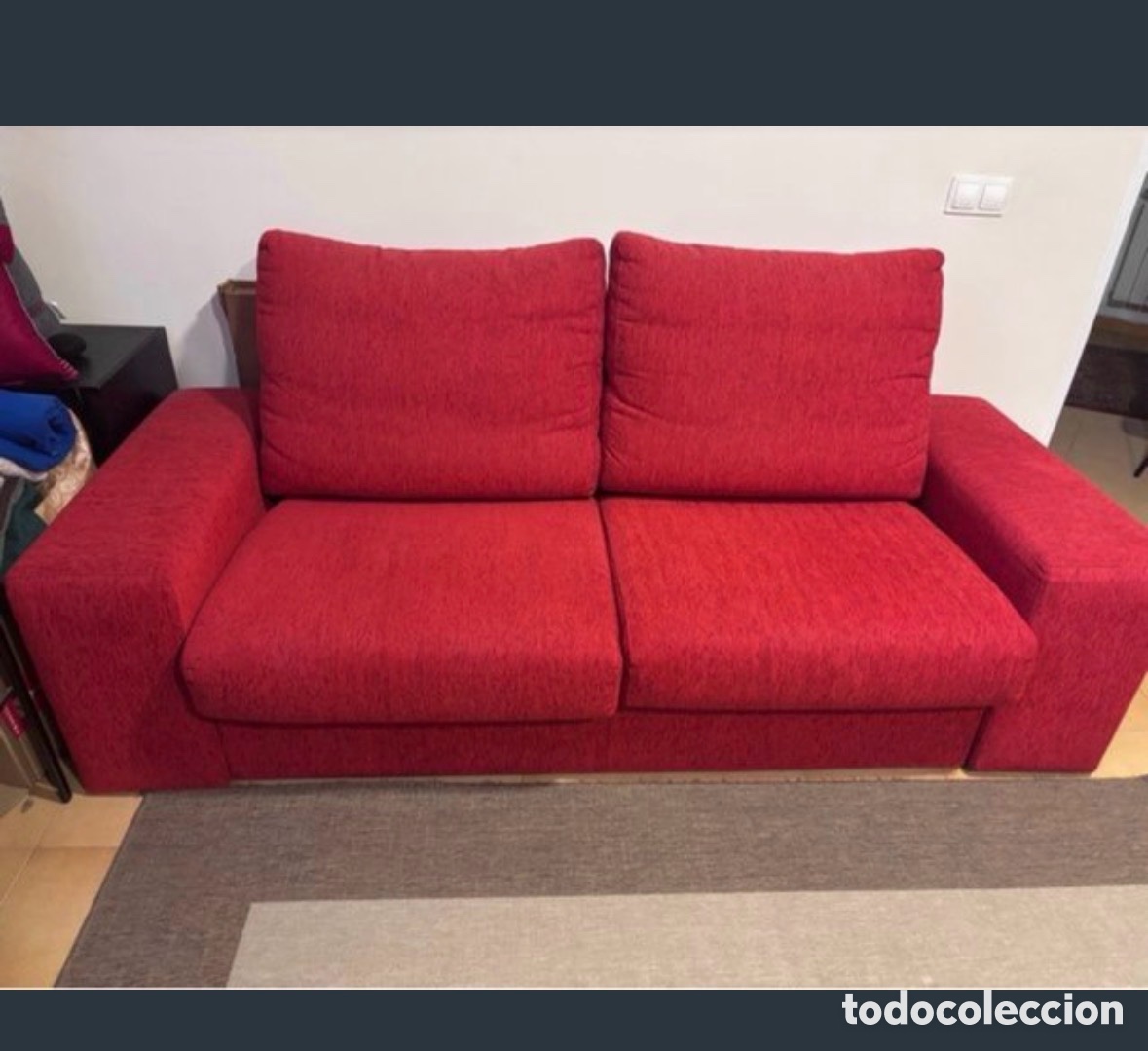 Vintage: Sof&aacute; 3 plazas tela rojo