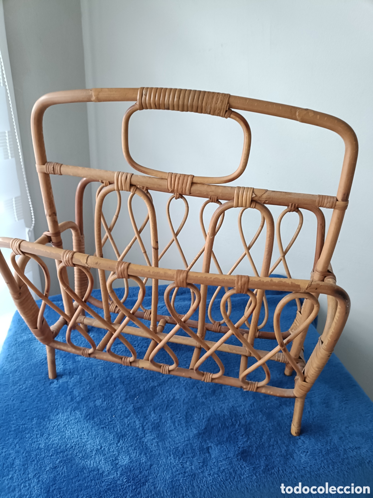 Vintage: REVISTERO VINTAGE DE BAMBU