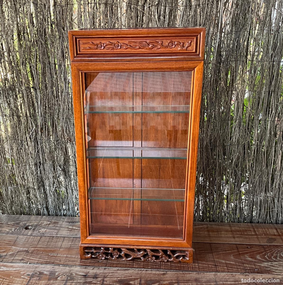 Vintage: VITRINA CON TALLA ESTILO ASI&Aacute;TICO PARA COLGAR O SOBREMESA -CAPILLA -HORNACINA -ESTANTER&Iacute;A -EXPOSITOR