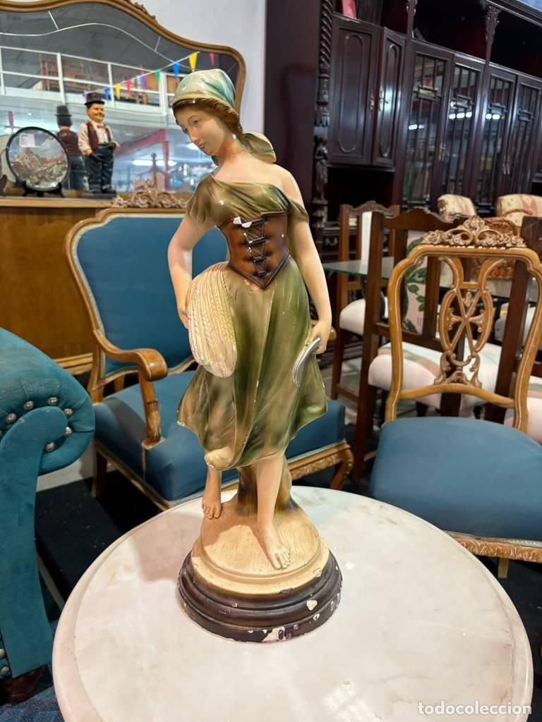 Vintage: FIGURA DE UNA CAMPESINA - Foto 2