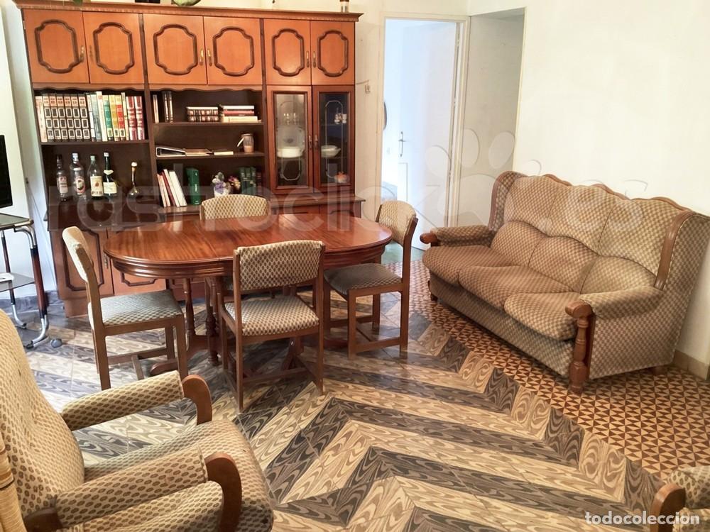 Vintage: Comedor Cl&aacute;sico Completo (Aparador, mesa, sillas, sillones y sof&aacute;)