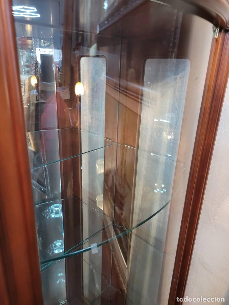 Vintage: VITRINA ALTA DE MADERA Y CRISTAL - Foto 6