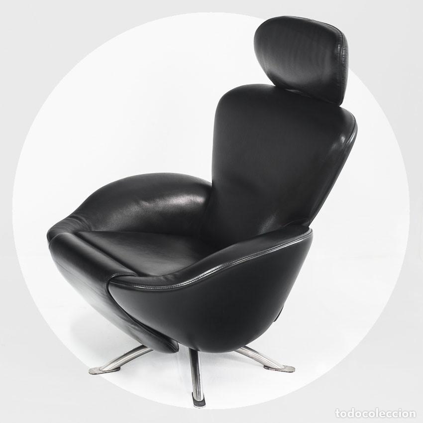 Vintage: Butaca &rdquo;Dodo&rdquo; en piel negra. Dise&ntilde;o de Toshiyuki Kita para Cassina. Italia, siglo XXI