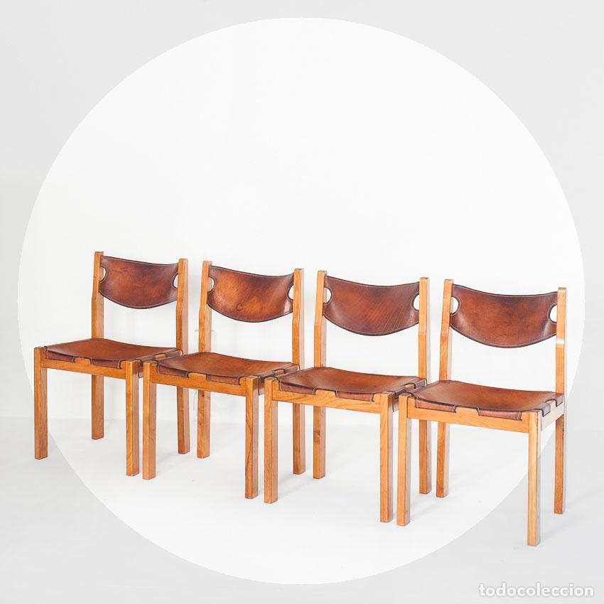 Vintage: Set de cuatro sillas vintage. Madera de olmo y cuero. Edici&oacute;n Maison Regain. Francia, a&ntilde;os 70
