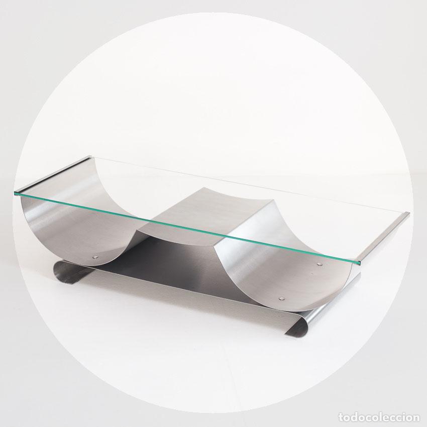 Vintage: Mesa baja vintage. Dise&ntilde;o de Fran&ccedil;ois Monnet para Kappa. Francia, a&ntilde;os 70