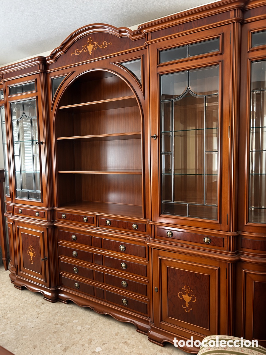 Vintage: Sal&oacute;n, comedor con mueble, mesa, extensible de madera, maciza y seis sillas