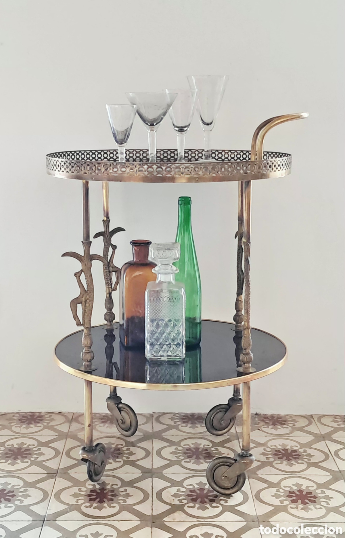 Vintage: Carrito bar / camarera auxiliar vintage estilo Mid-Century (lat&oacute;n y f&oacute;rmica) - Restaurado