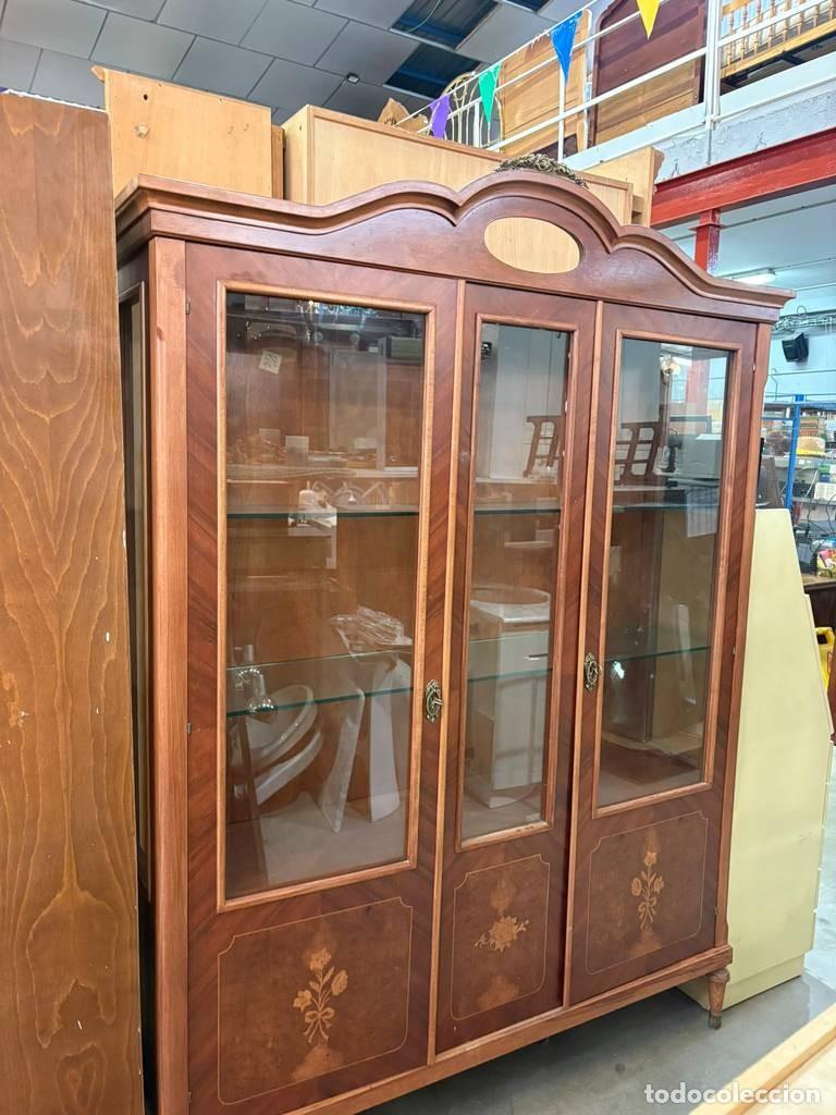 Vintage: VITRINA CL&Aacute;SICA DE MADERA - Foto 2