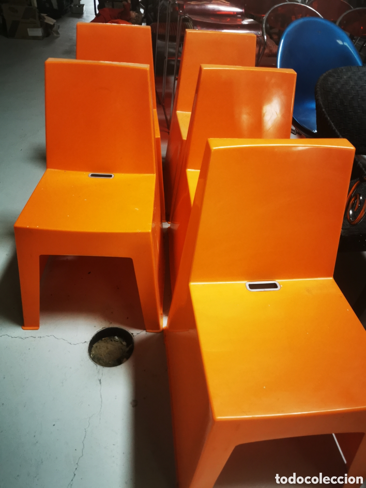 Vintage: 5 sillas aut&egrave;nticas plastico vintage 1970