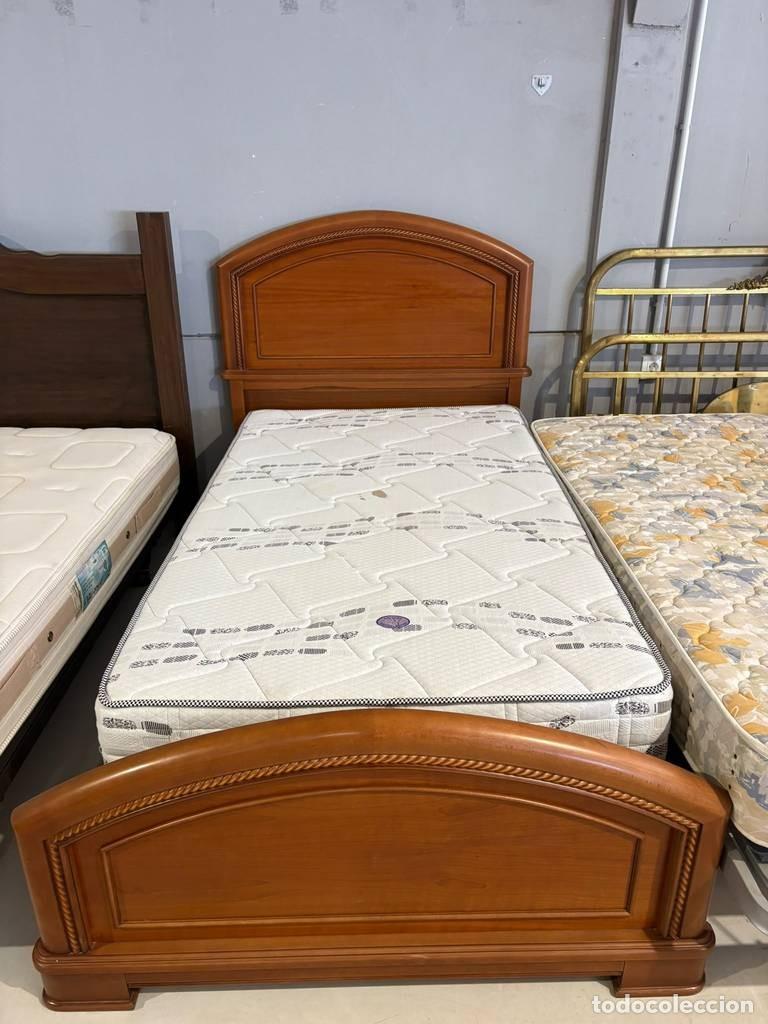 Vintage: ESCTURCUTRA DE CAMA CL&Aacute;SICA - Foto 2