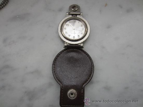 Vintage: extra&ntilde;o reloj - Foto 1