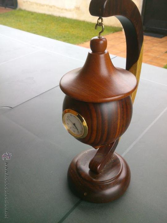 Vintage: PEANA DE MADERA CON RELOJ COLGADO - Foto 4