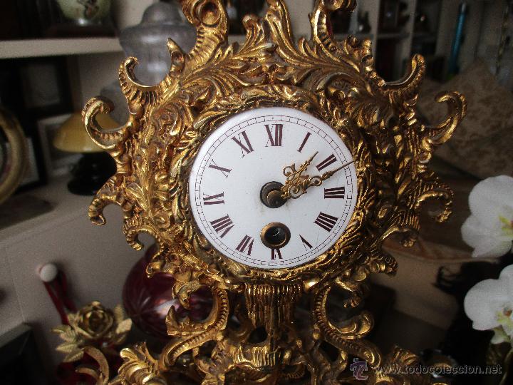 Vintage: RELOJ DE SOBRE MESA DE BRONCE DORADO Y BASE DE MARMOL - Foto 2