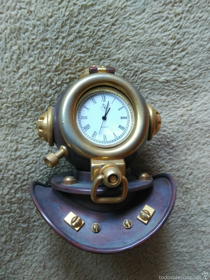 Vintage: RELOJ CASCO DE BUZO - Foto 1