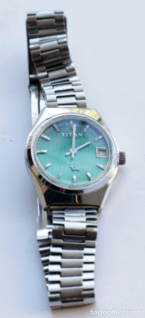 Vintage: RELOJ TITAN ANTICHOC - Foto 1