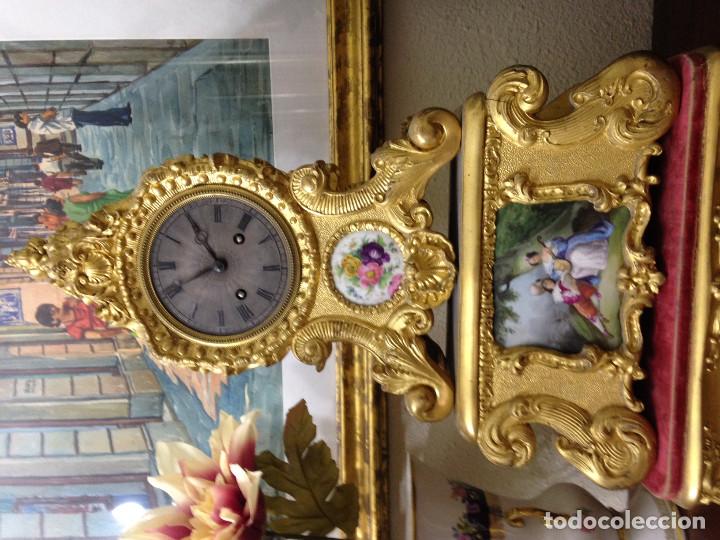 Vintage: reloj de mesa antiguo - Foto 4