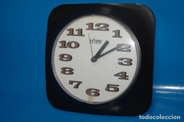 Vintage: Reloj de Pared Extended Electronics. - Foto 1